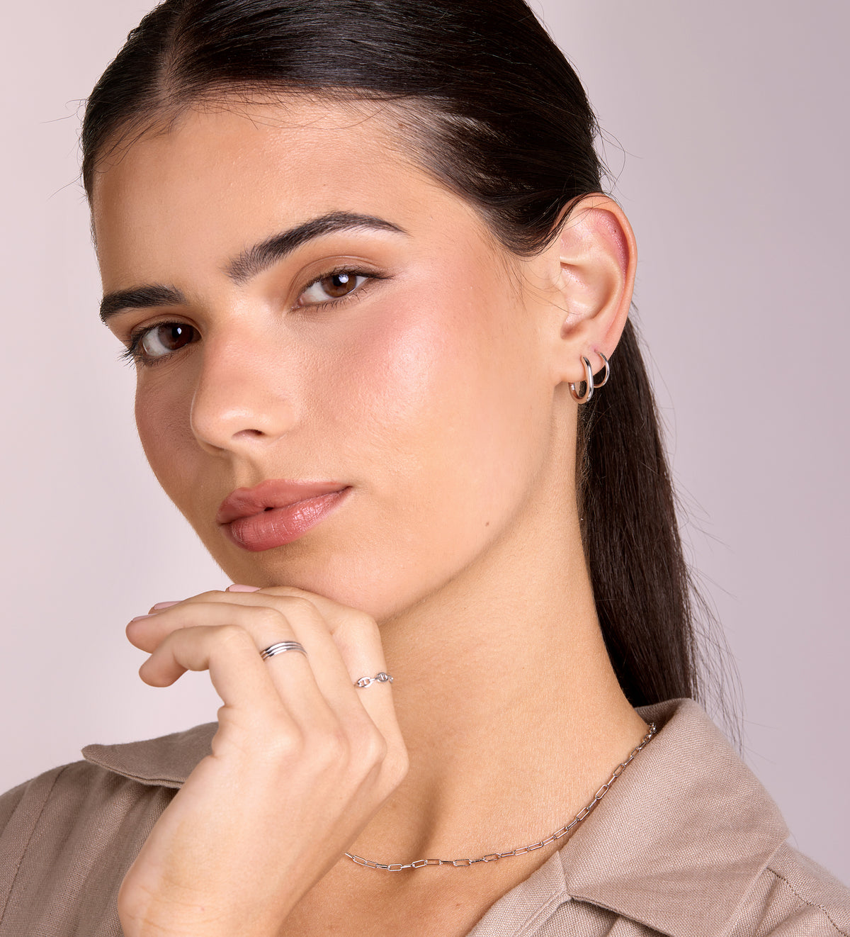 Oval Hanging Hoops in Rhodium Plating on 925 Silver - Ash & Harry