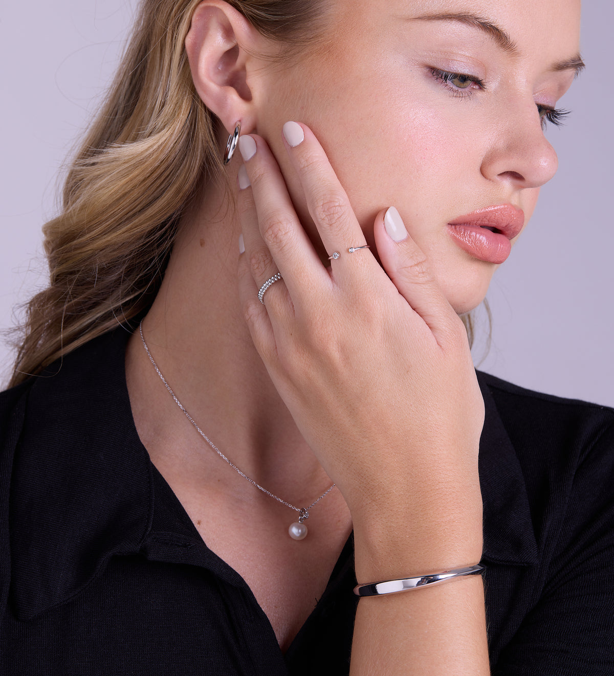 Classic Ridged Cuff Bracelet in Rhodium Plating on 925 Silver - Ash & Harry