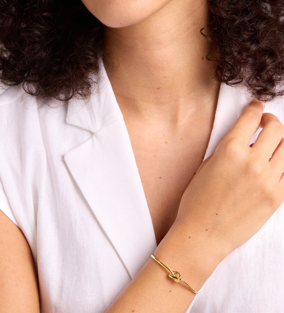 Knot Cuff Bracelet in 18k Gold Plating on 925 Silver - Ash & Harry