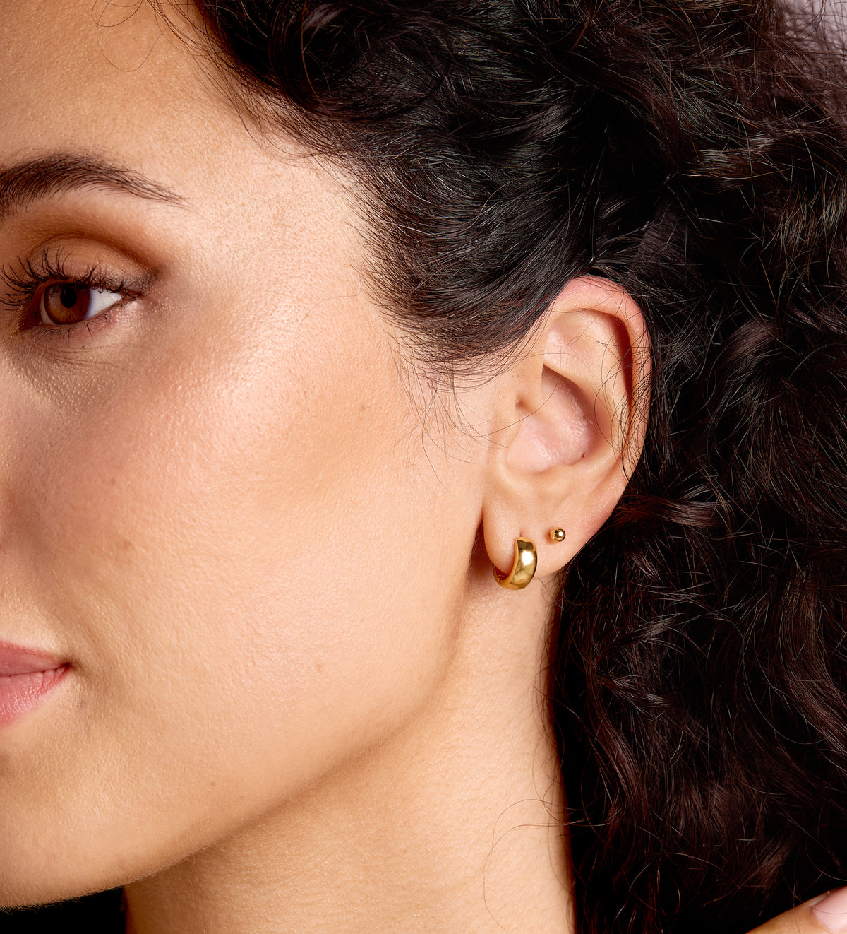 Ball Studs in 18k Gold Plating on 925 Silver - Ash & Harry