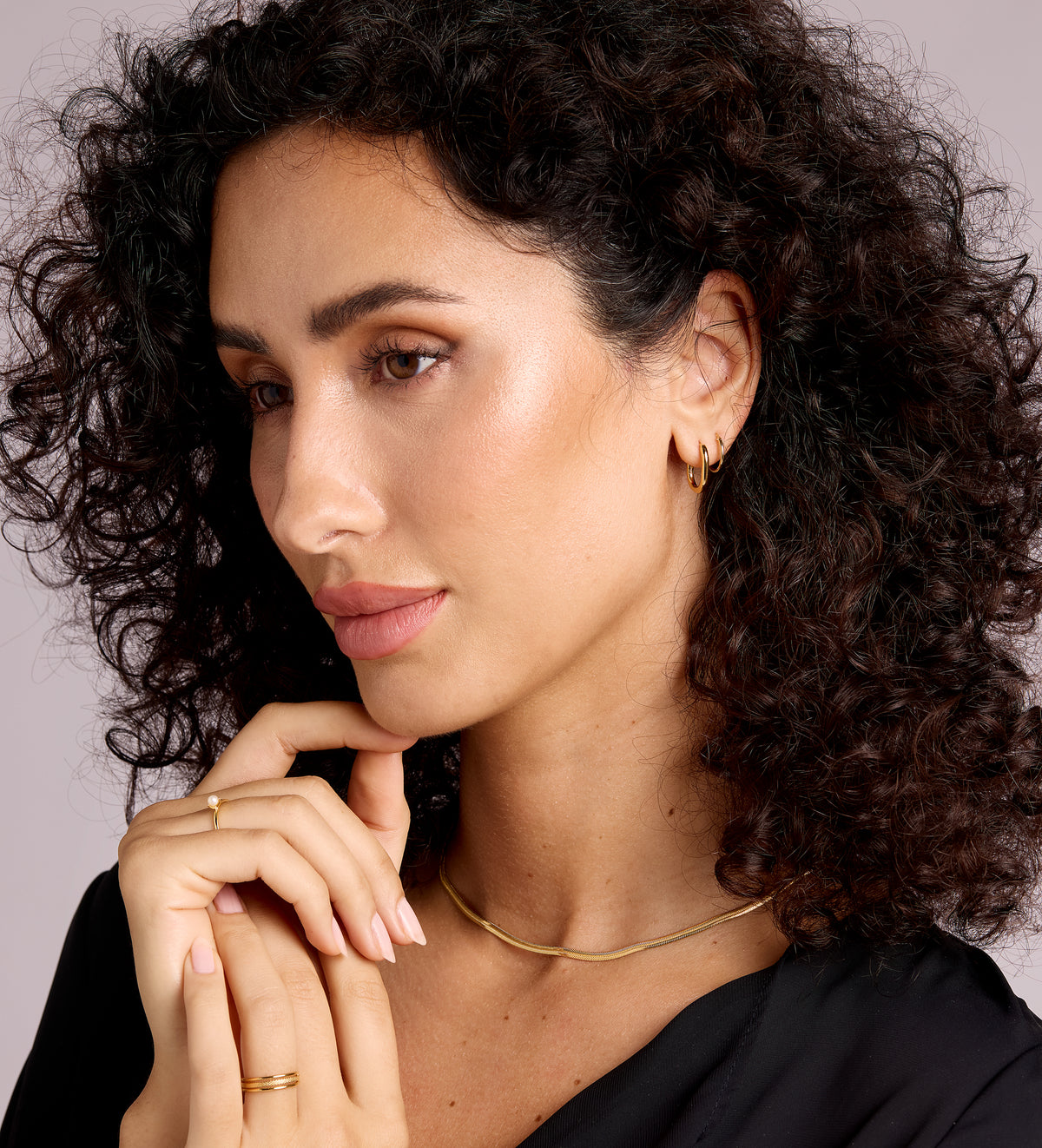 Oval Hanging Hoops in 18k Gold Plating on 925 Silver - Ash & Harry
