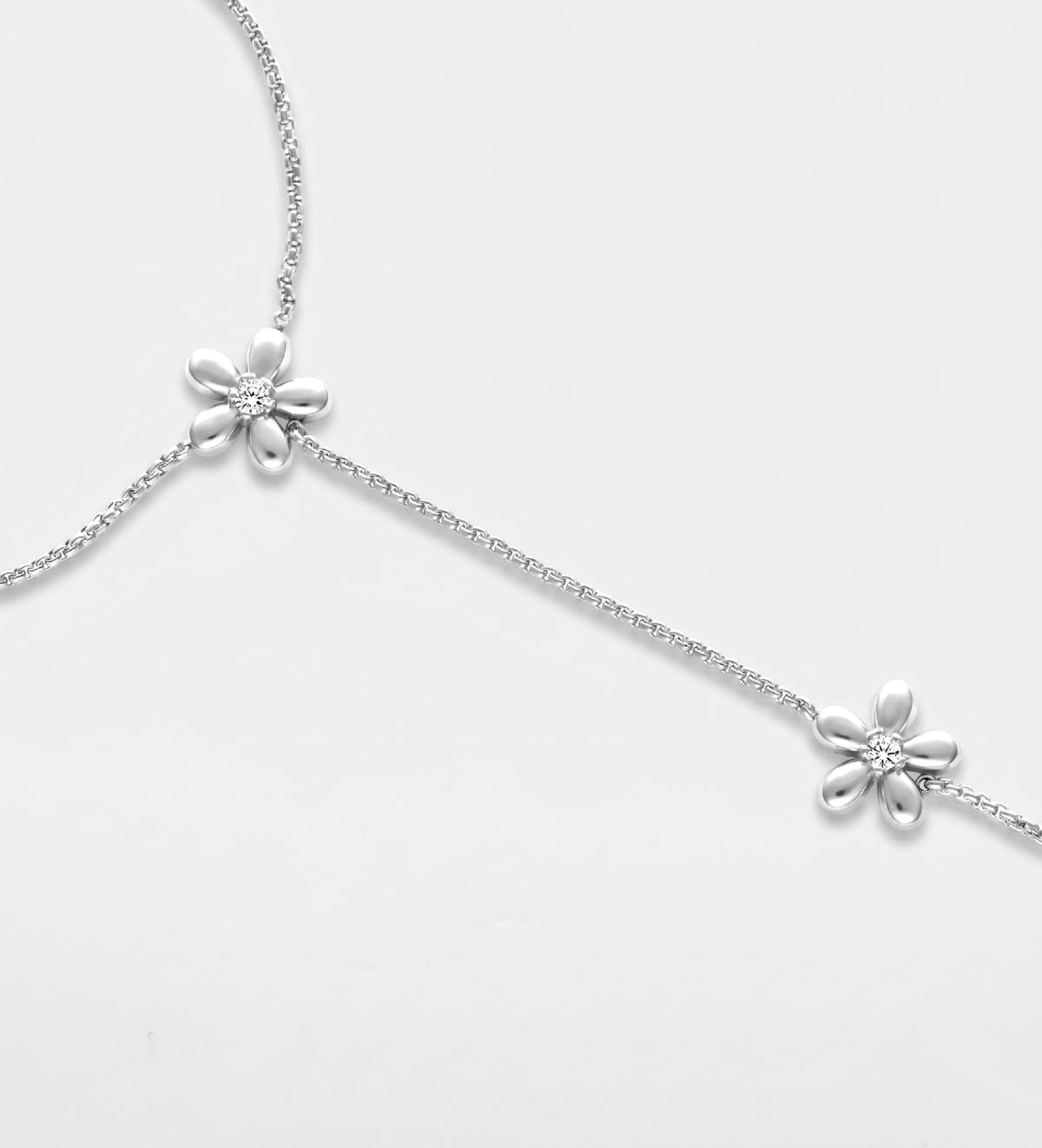 Daisy Link Hand Chain in Silver With High Quality Simulated Diamonds - Ash & Harry