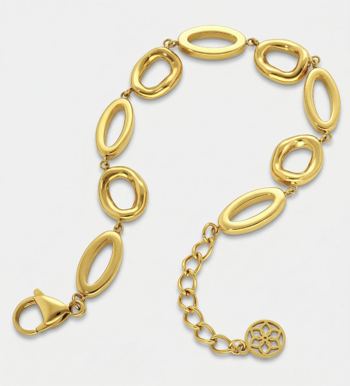 Fluid Pebble Bracelet in Gold - Ash & Harry