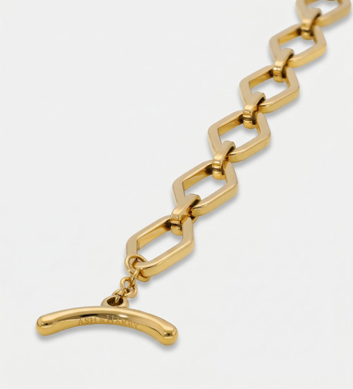 Geo Toggle Bracelet in Gold - Ash & Harry