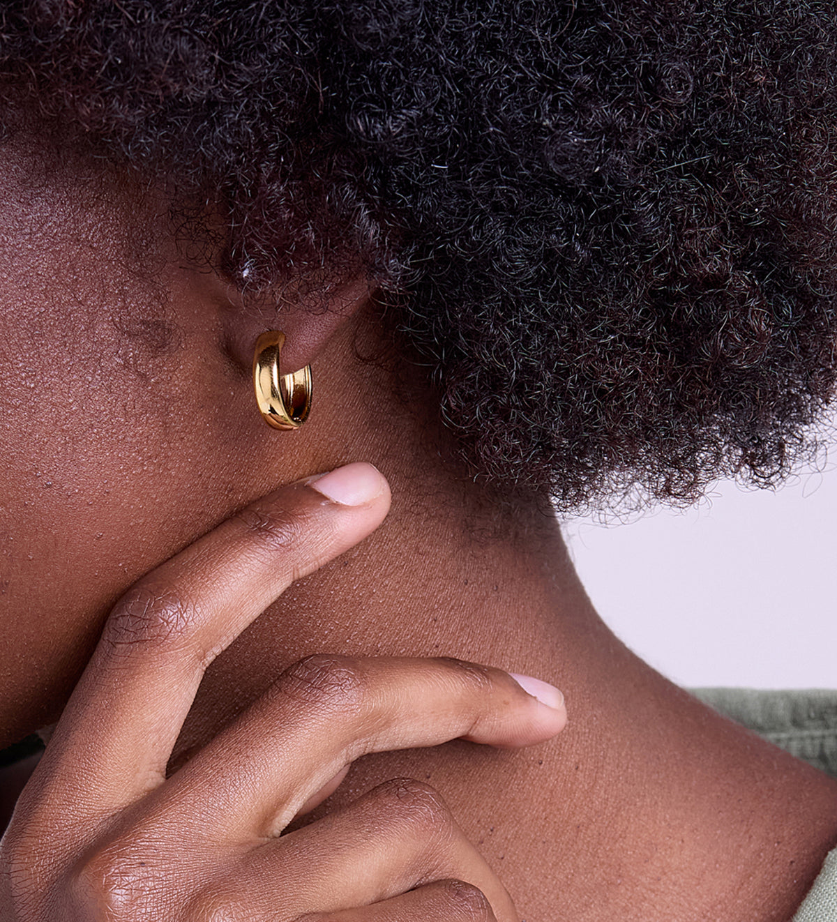 Bold Medium Hoops in 18k Gold Plating on 925 Silver - Ash & Harry