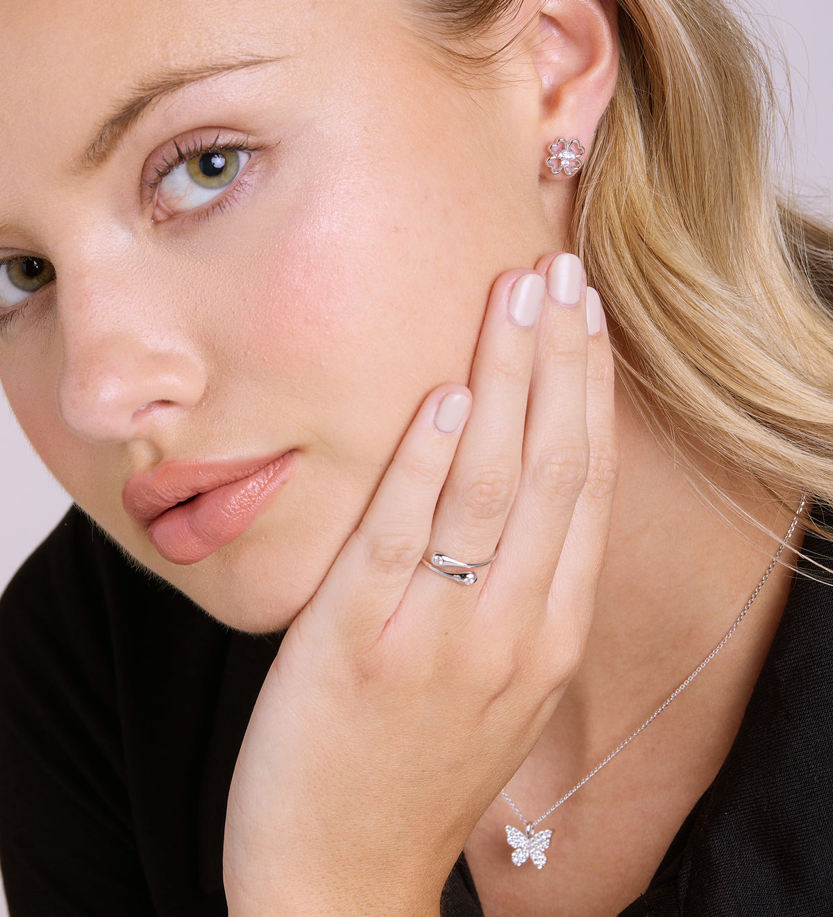Lucky Clover Earrings in Rhodium Plating on 925 Silver - Ash & Harry
