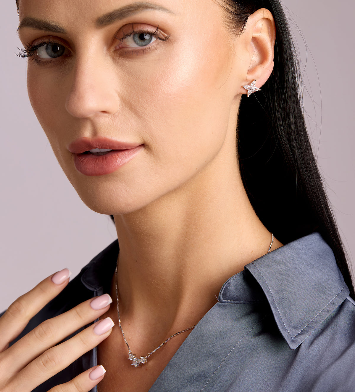 Pave Flower Studs in Rhodium Plating on 925 Silver - Ash & Harry