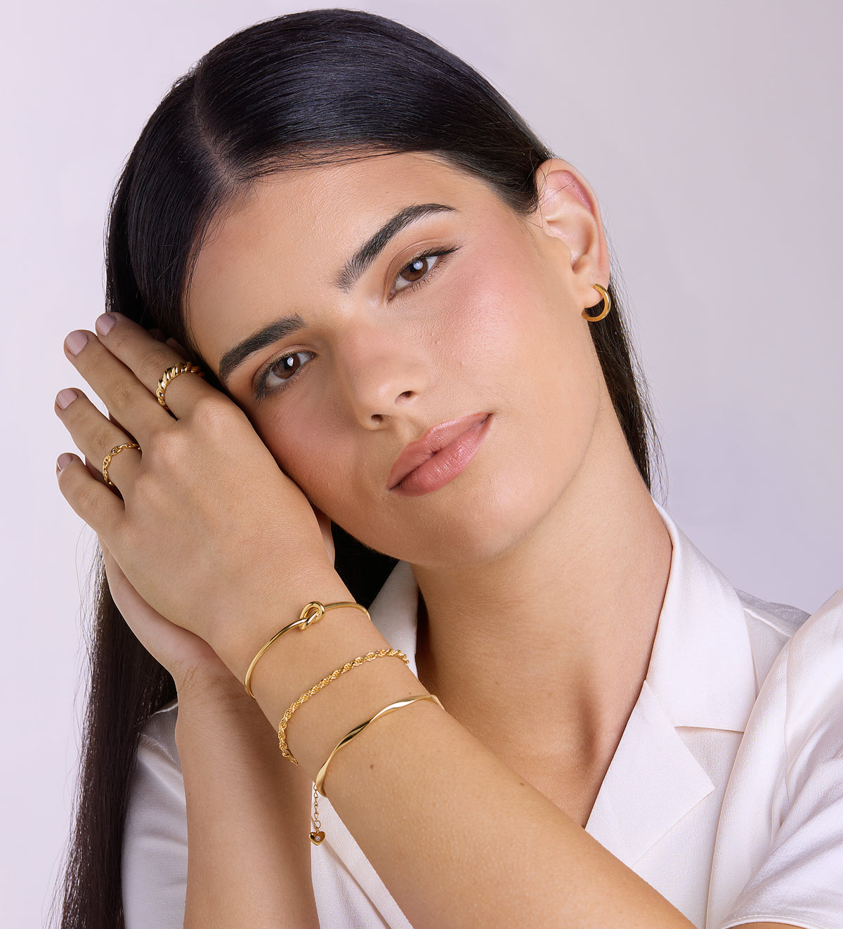 Knot Cuff Bracelet in 18k Gold Plating on 925 Silver - Ash & Harry