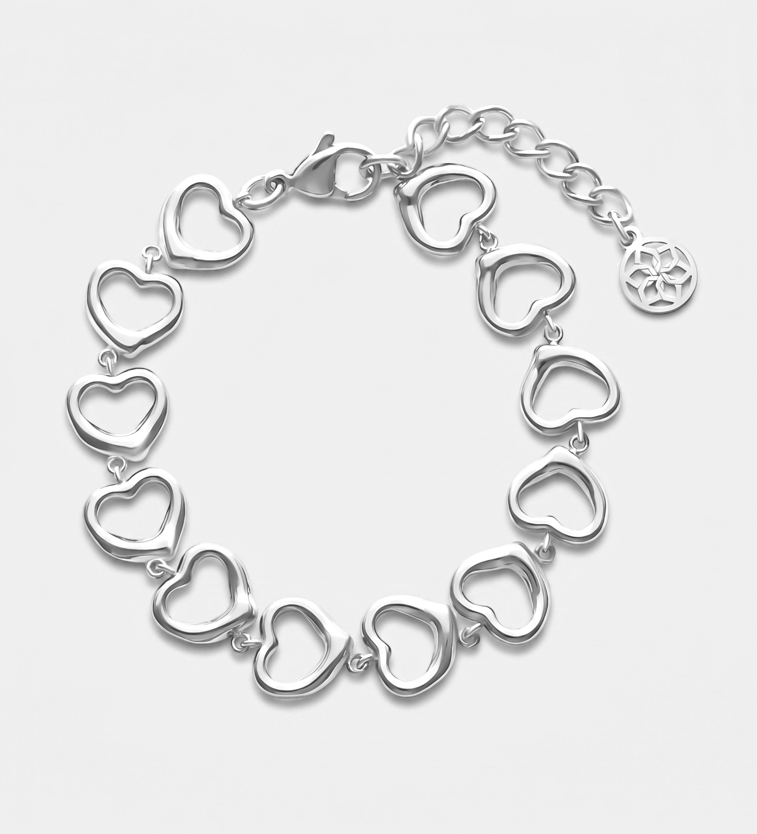 Aura Hearts Bracelet in Silver - Ash & Harry