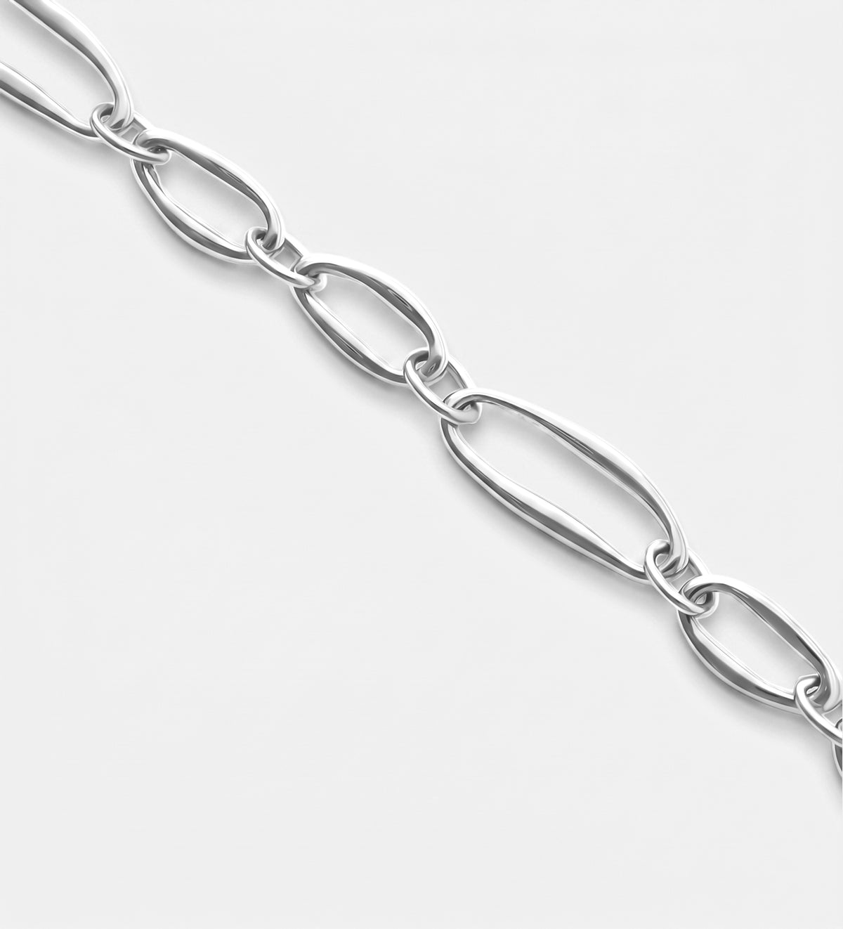 Bold Paperclip Link Bracelet in Silver - Ash & Harry