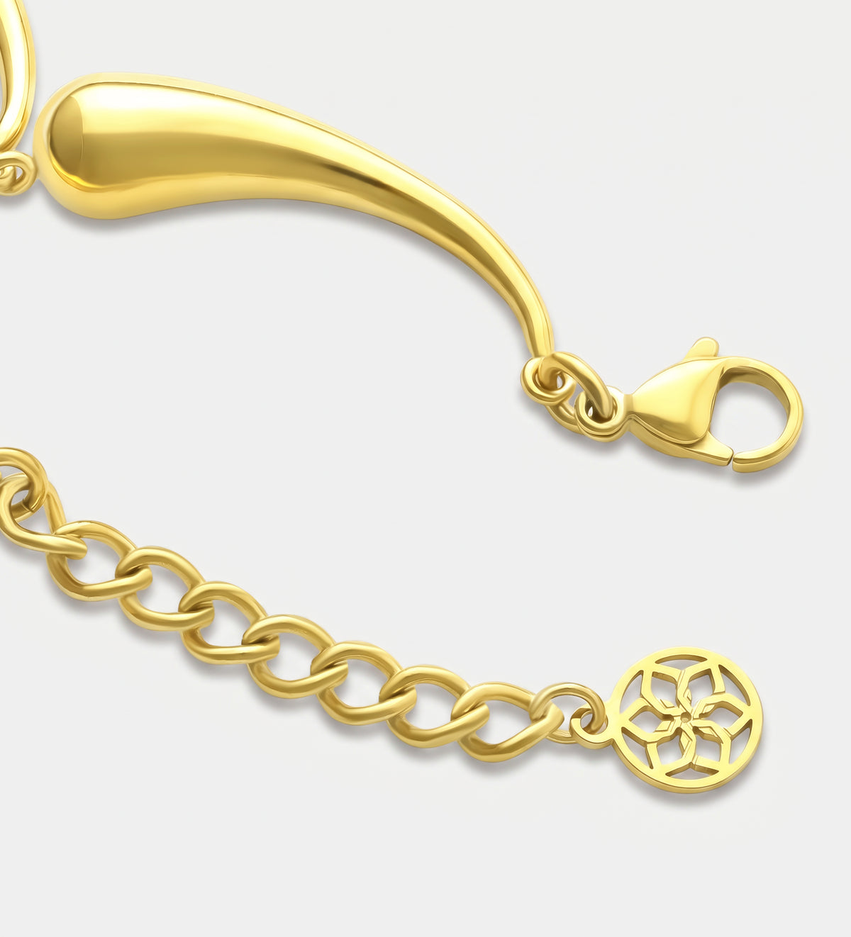 Dew Drop Chain Bracelet in Gold - Ash & Harry