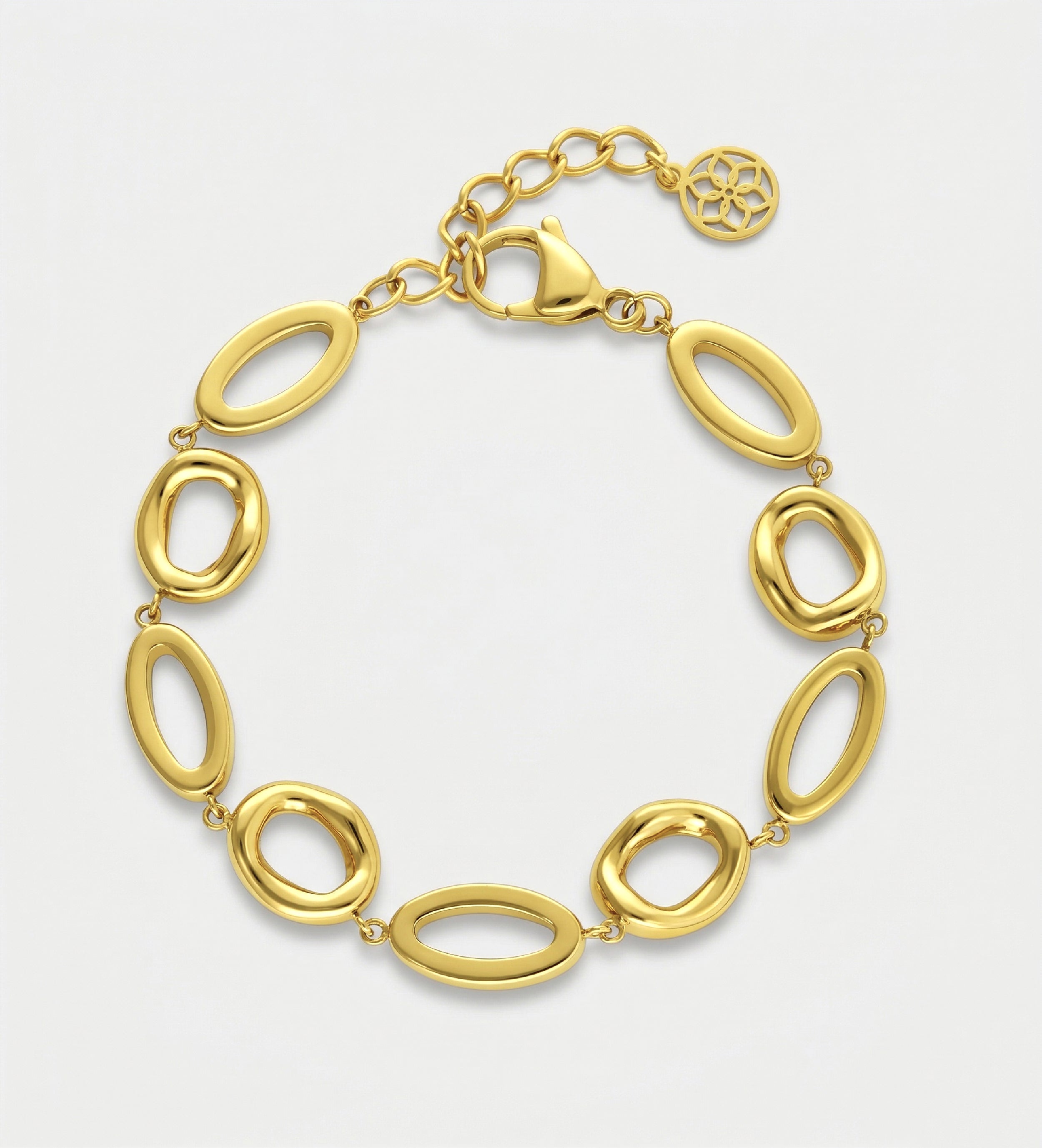 Fluid Pebble Bracelet in Gold - Ash & Harry