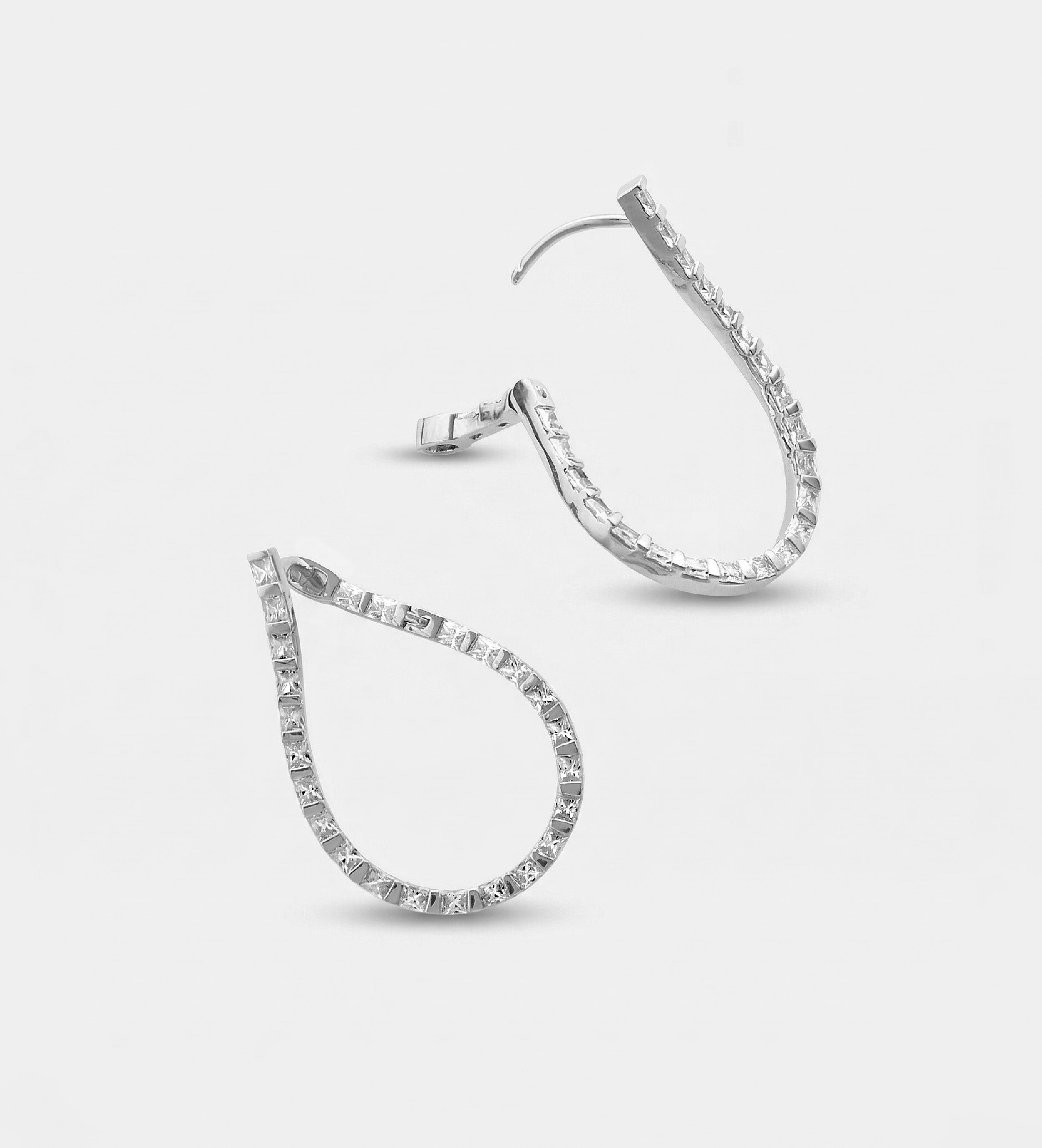 Minimalist Twisted Hoops With High Quality Simulated Diamonds - Ash & Harry
