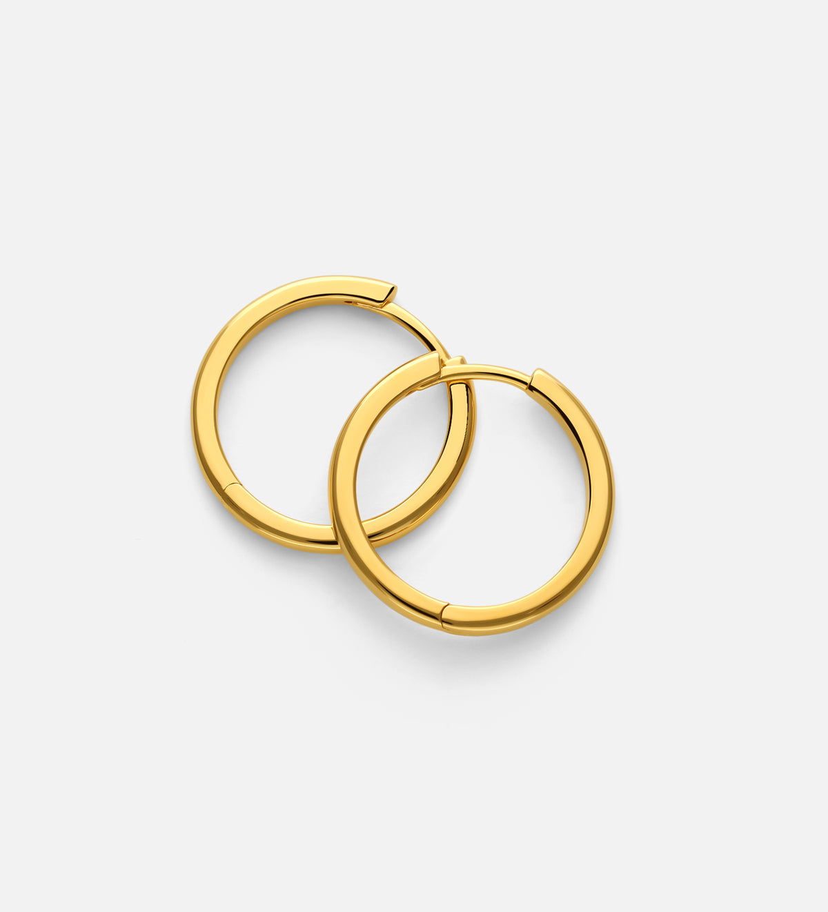 Classic Large Hoops in 18k Gold Plating on 925 Silver - Ash & Harry