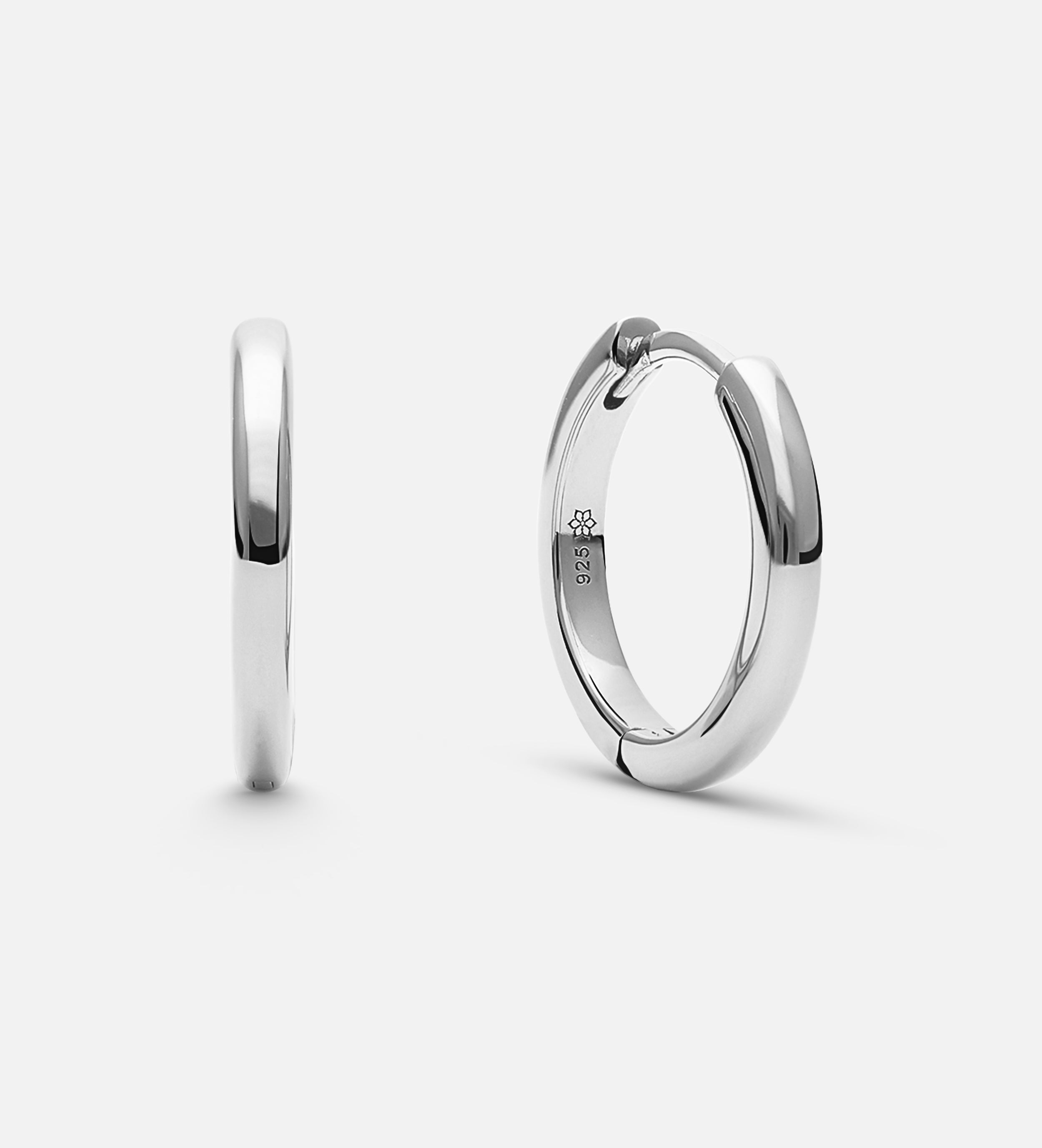 Classic Medium Hoops in Rhodium Plating on 925 Silver - Ash & Harry