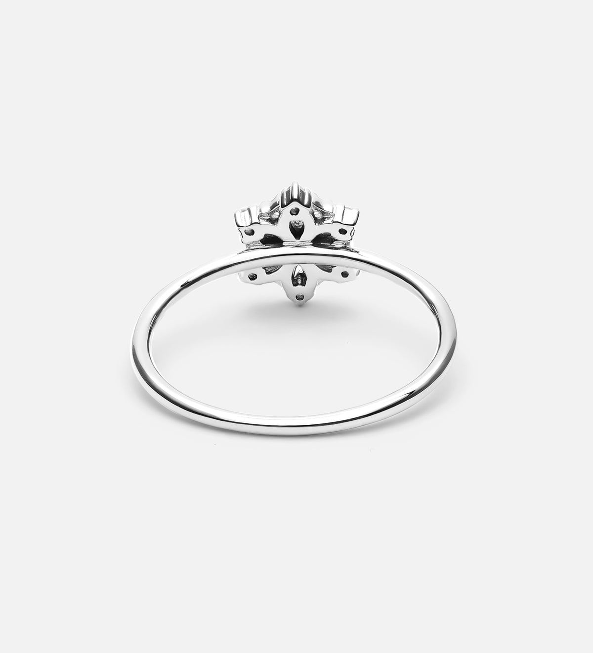 Pave Flower Ring in Rhodium Plating on 925 Silver - Ash & Harry