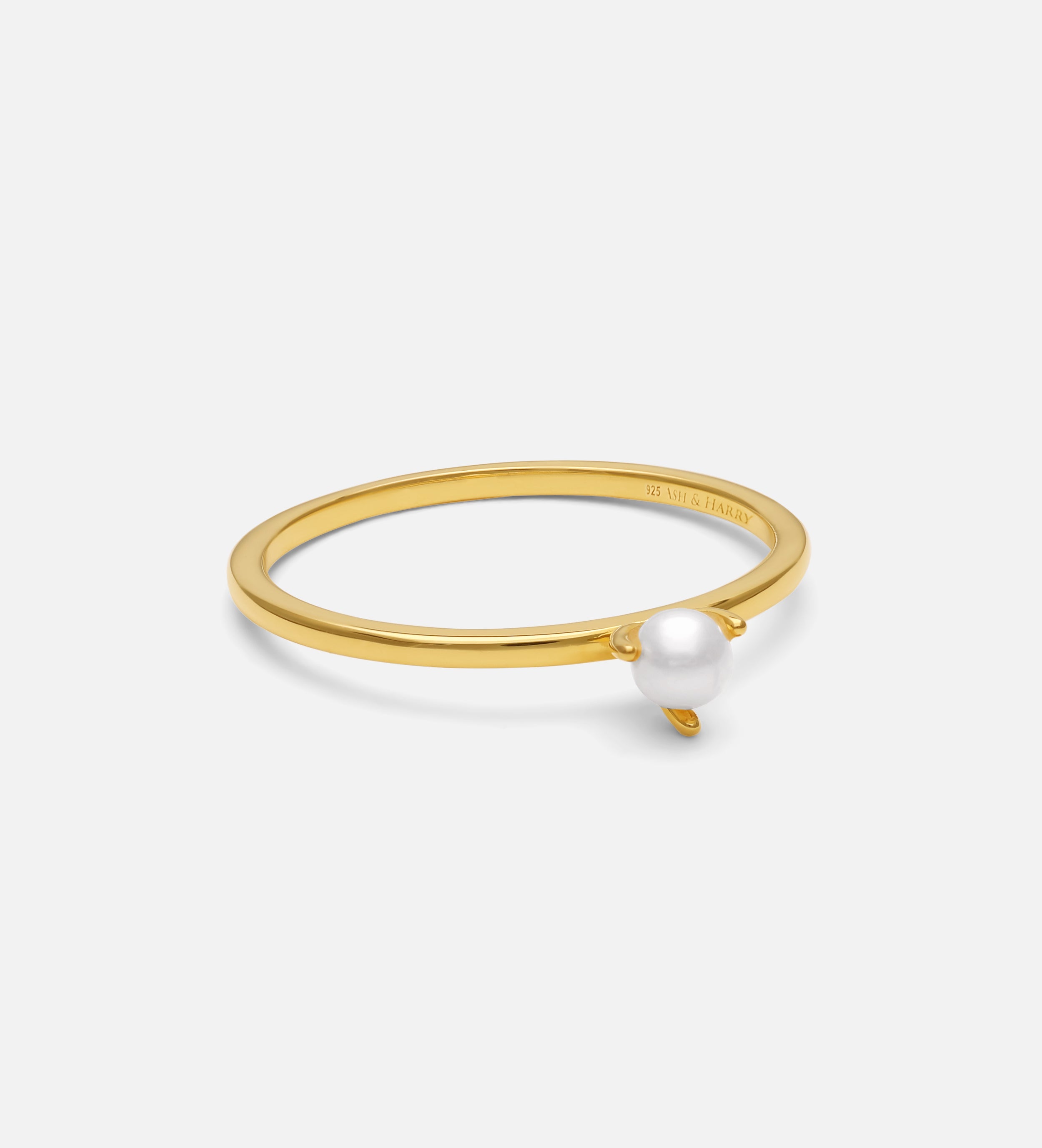 Pearl Stacker Ring in 18k Gold Plating on 925 Silver - Ash & Harry