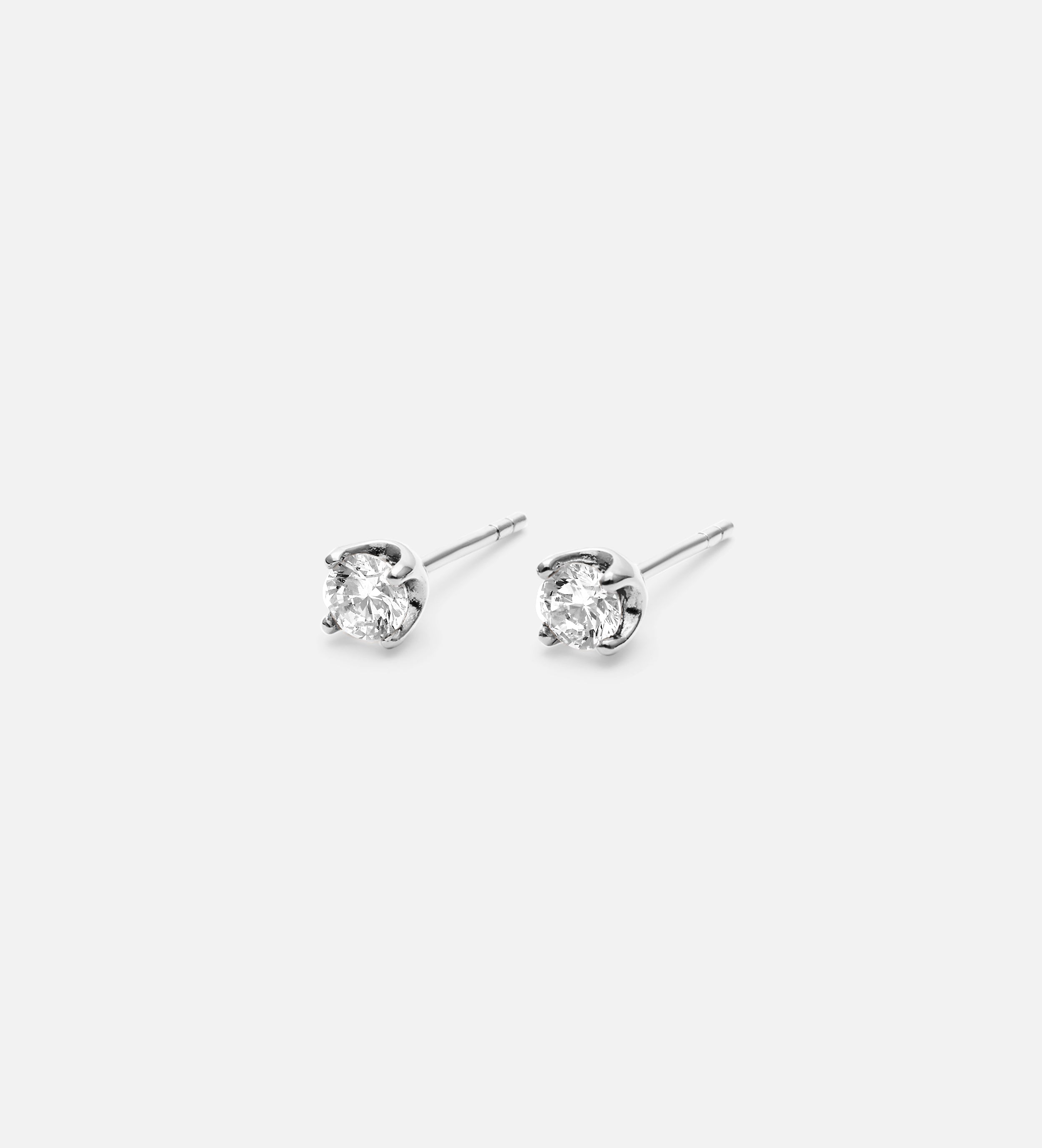 Stella Studs in Rhodium Plating on 925 Silver - Ash & Harry