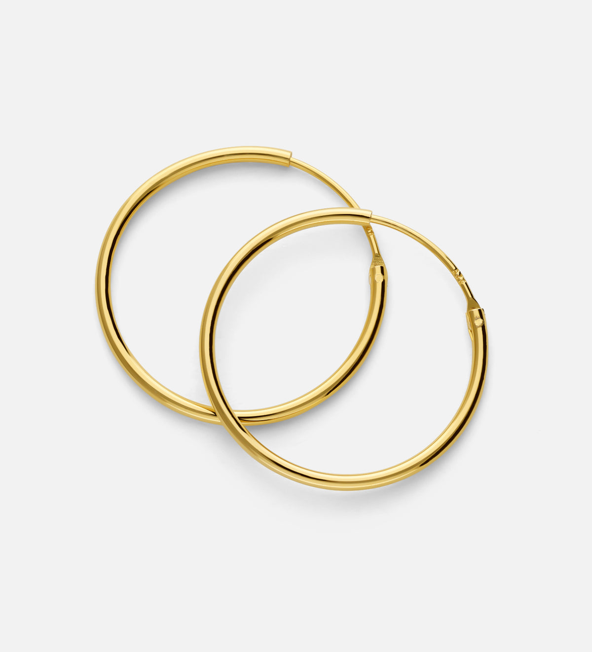 Thin Large Hoops in 18k Gold Plating on 925 Silver - Ash & Harry