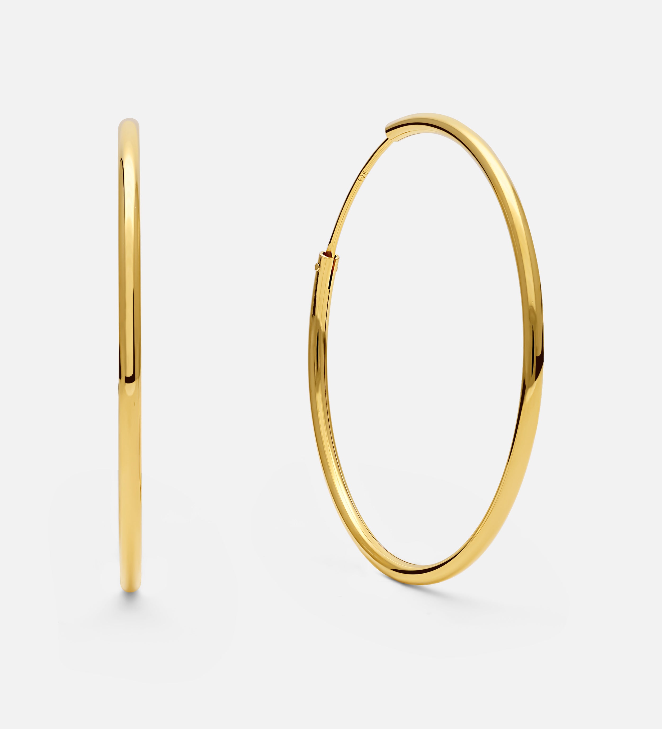 Thin Oversized Hoops in 18k Gold Plating on 925 Silver - Ash & Harry