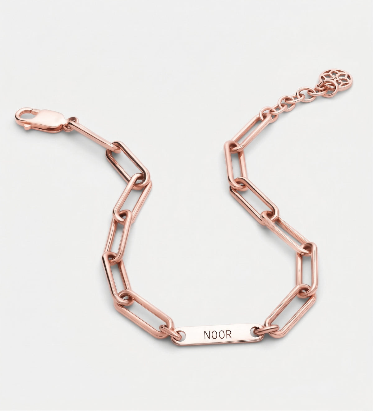 Paperclip Chain Name Bracelet in 18K Rose Gold Plating on 925 Silver - Ash & Harry