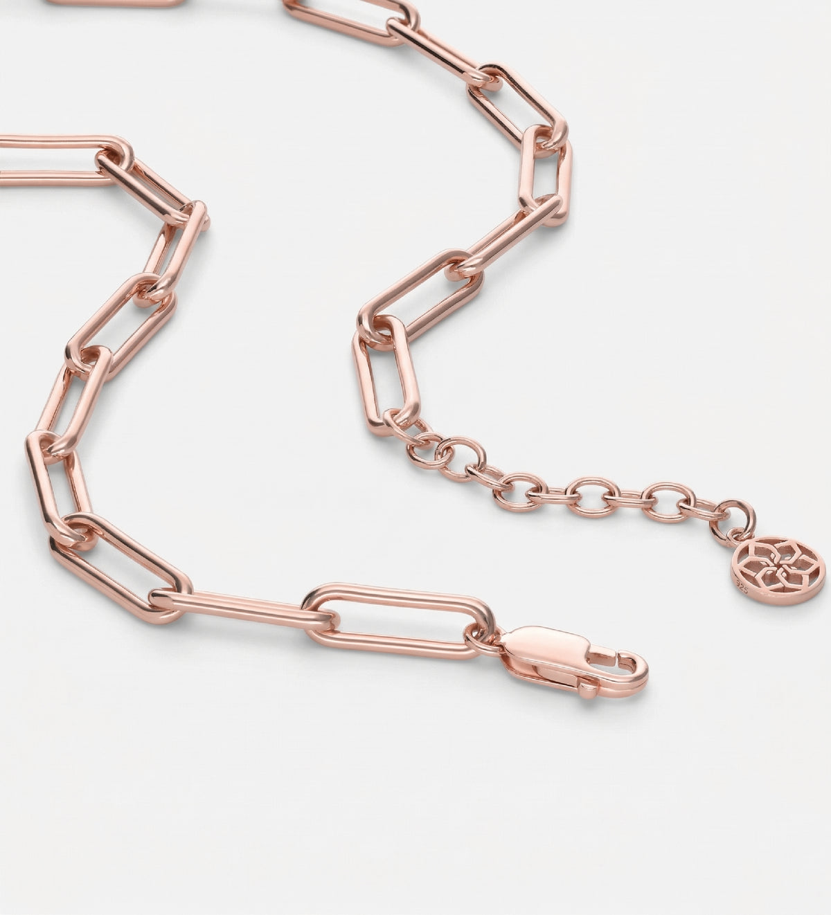 Paperclip Chain Name Necklace in 18K Rose Gold Plating on 925 Silver - Ash & Harry
