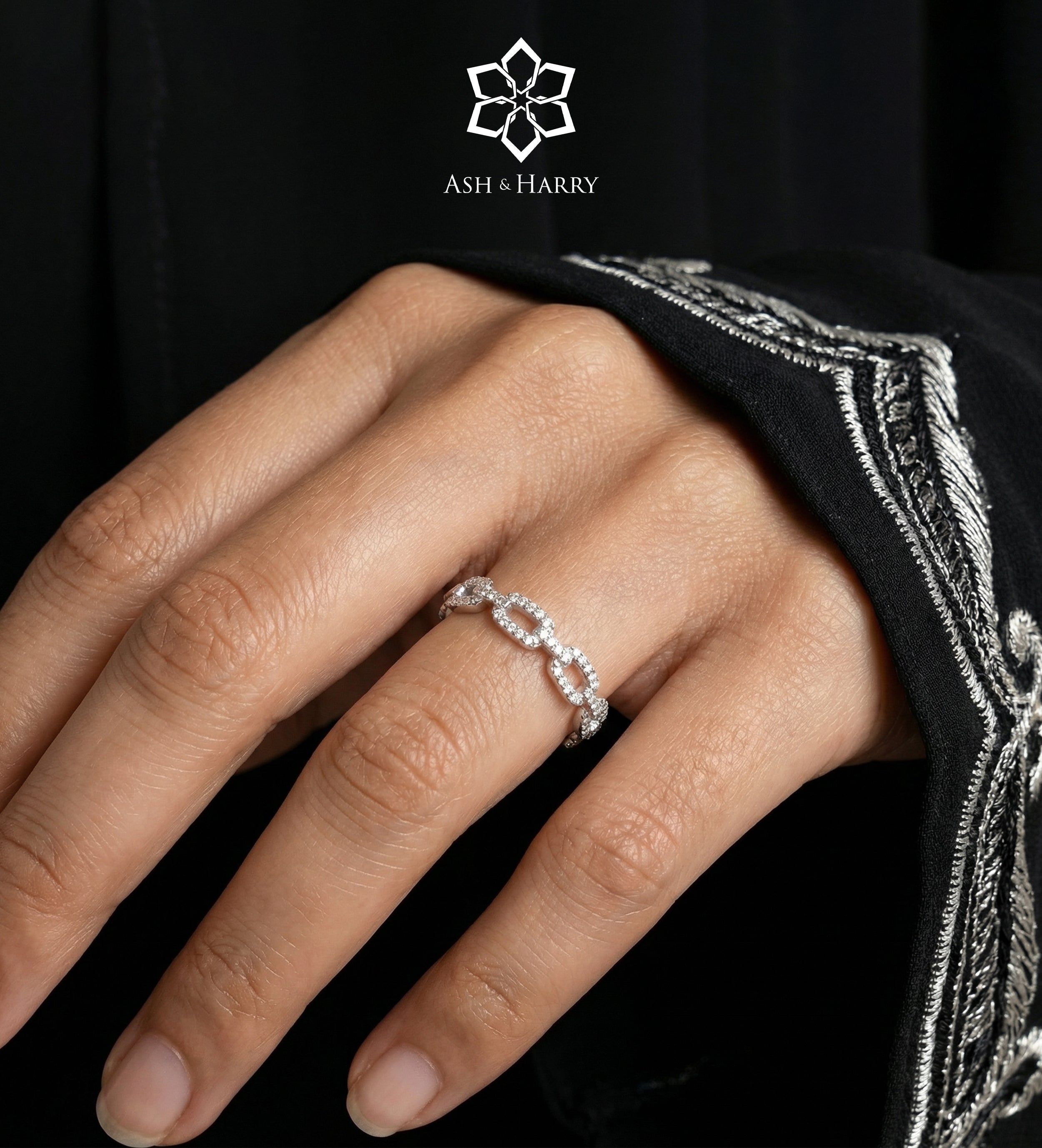 Pavé Link Ring in 925 Silver with High Quality Simulated Diamonds - Ash & Harry