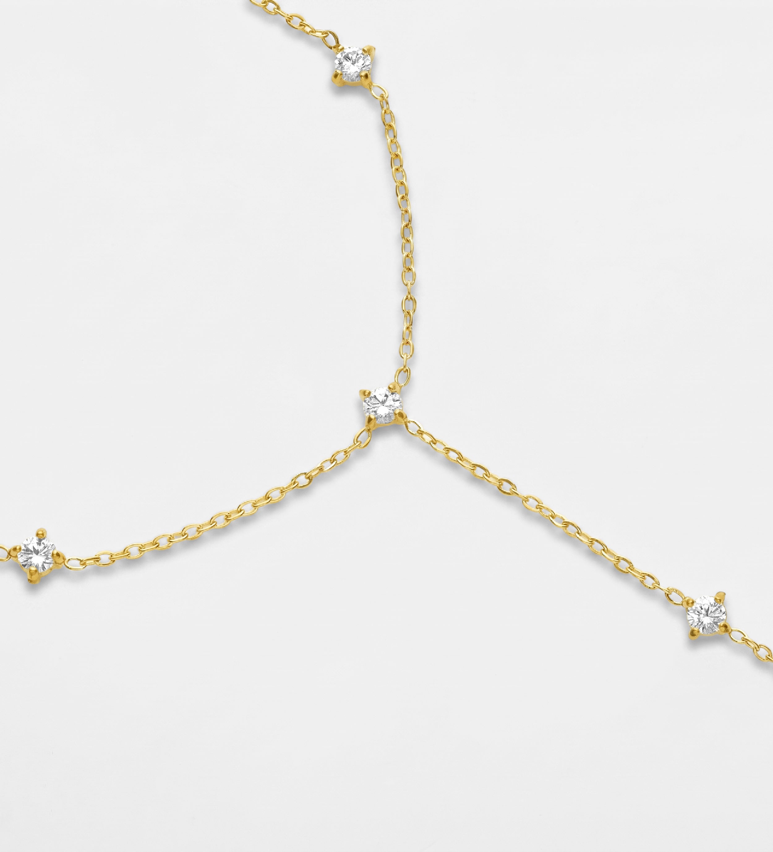 Rania Hand Chain in Gold - Ash & Harry