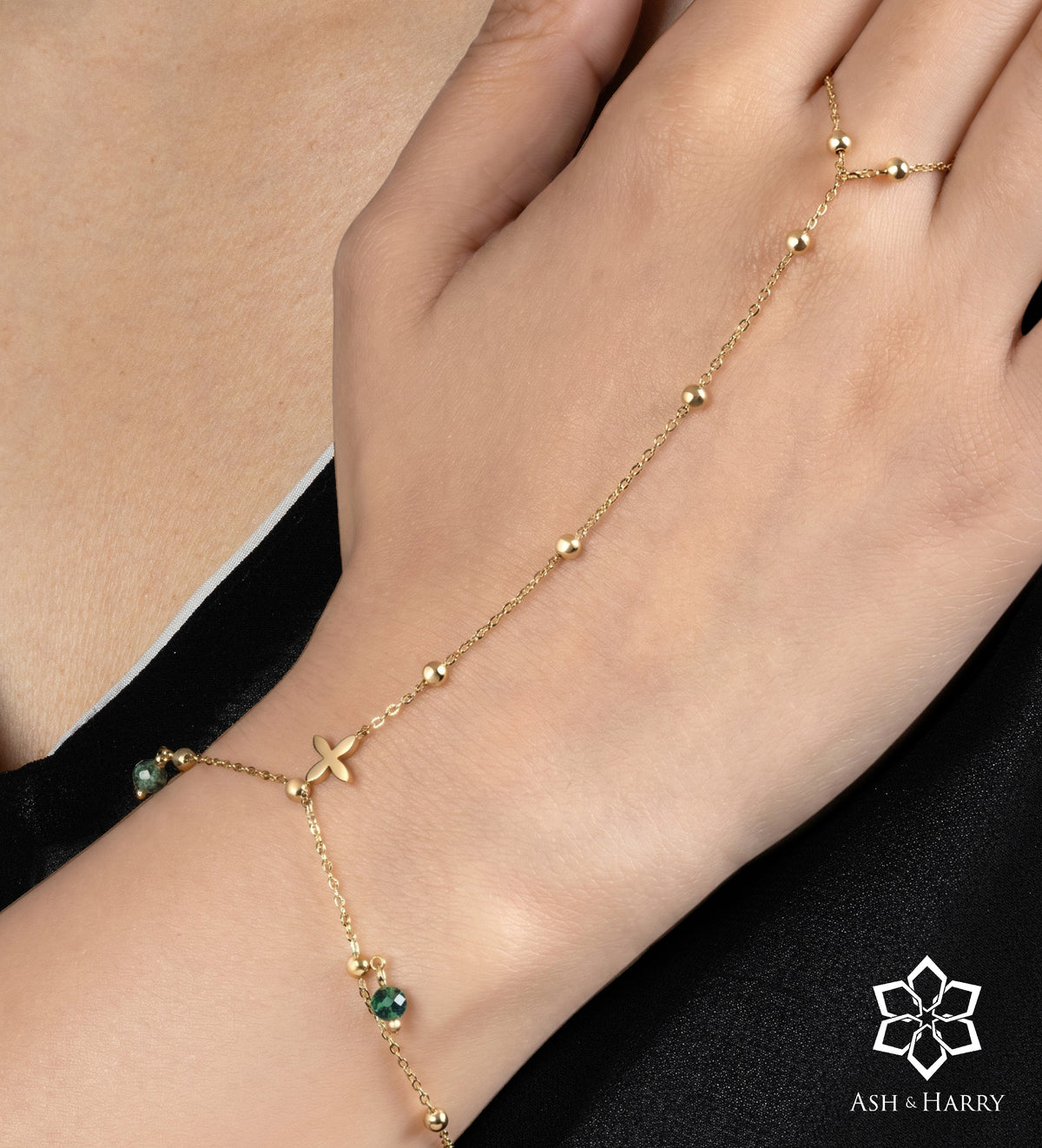 Sahara Hand Chain in Gold - Ash & Harry