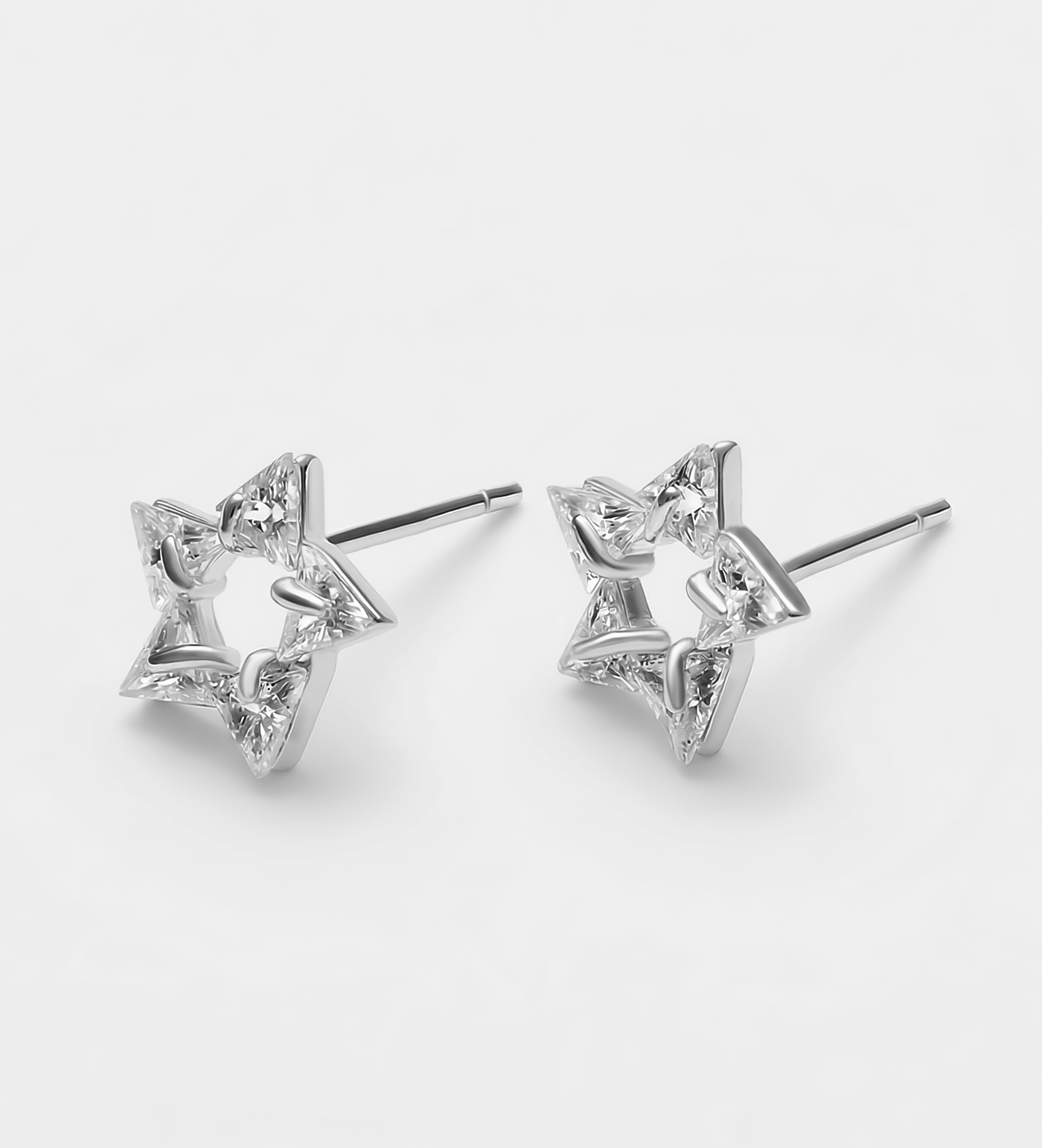 Starline Studs With High Quality Simulated Diamonds - Ash & Harry