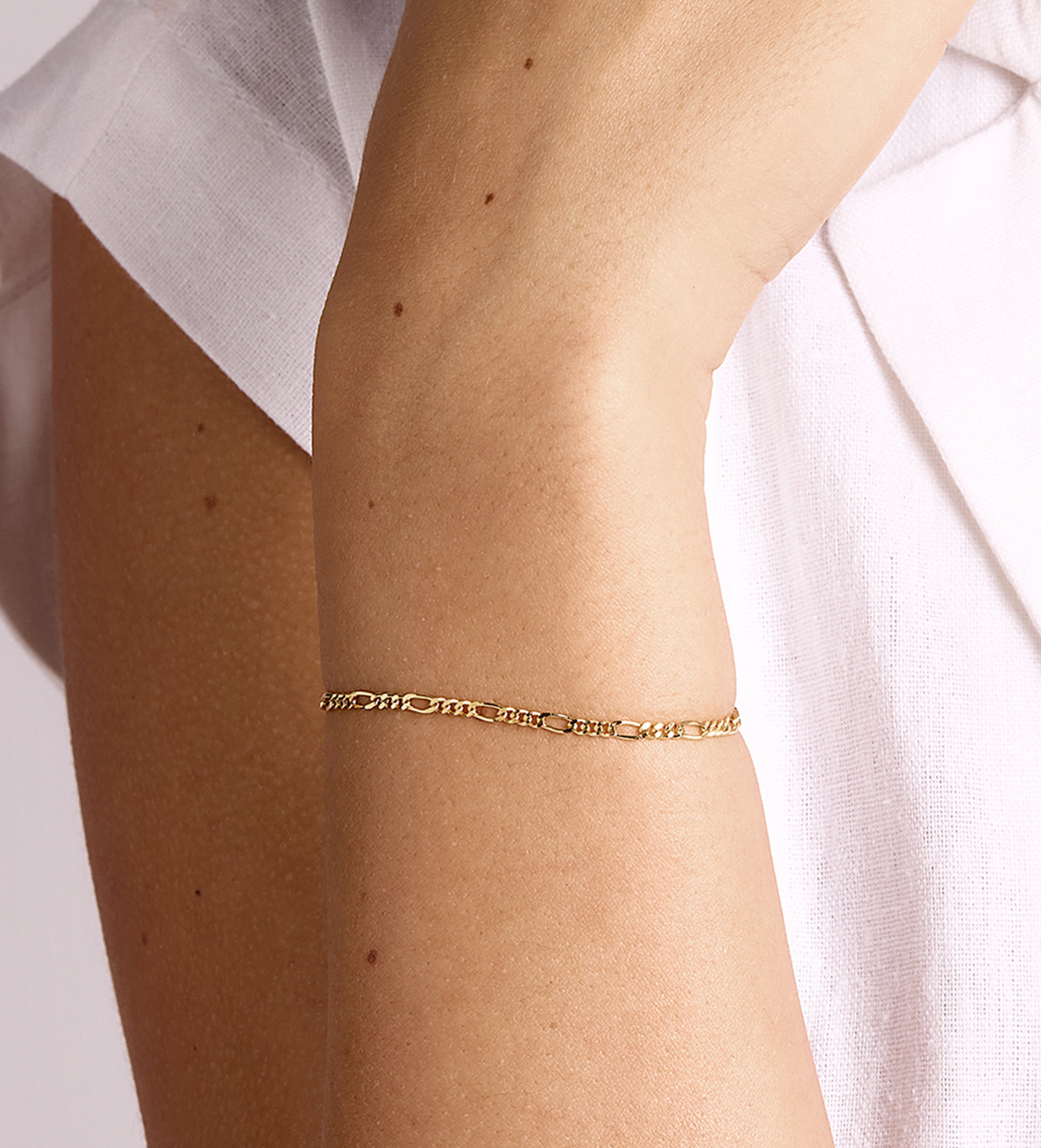 Figaro Bracelet in 18k Gold Plating on 925 Silver - Ash & Harry