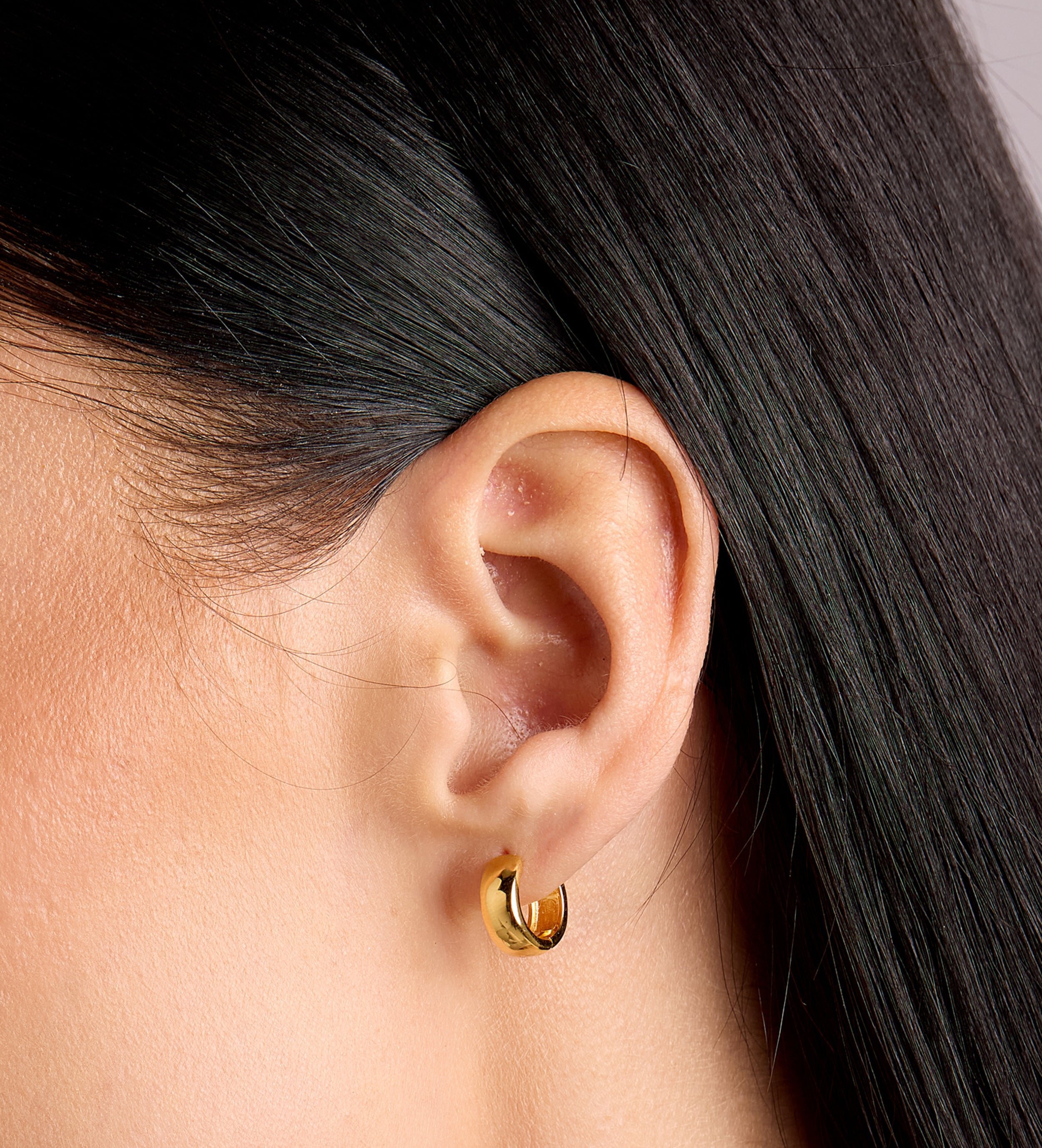 Bold Huggie Hoops in 18k Gold Plating on 925 Silver - Ash & Harry