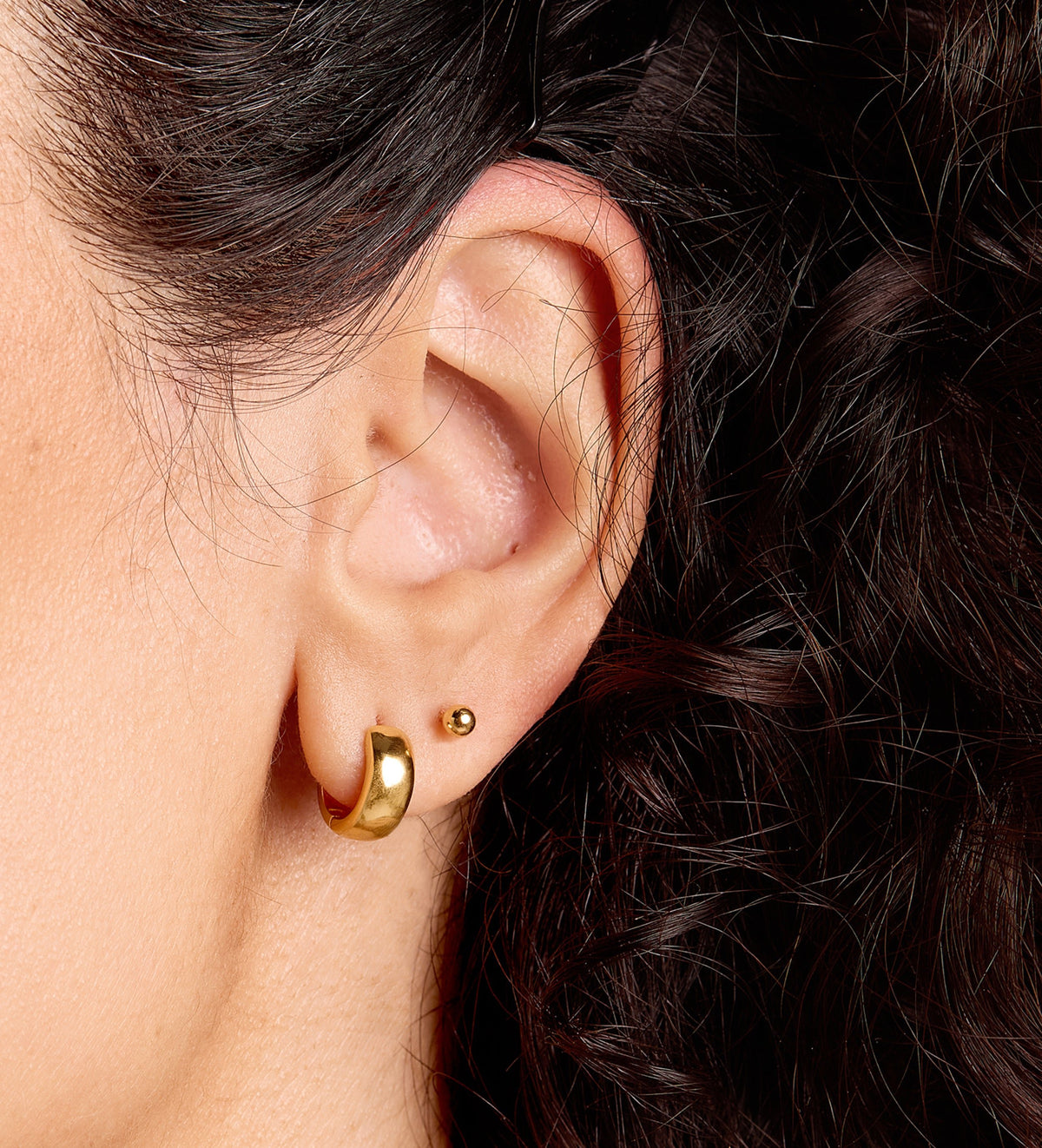 Bold Huggie Hoops in 18k Gold Plating on 925 Silver - Ash & Harry