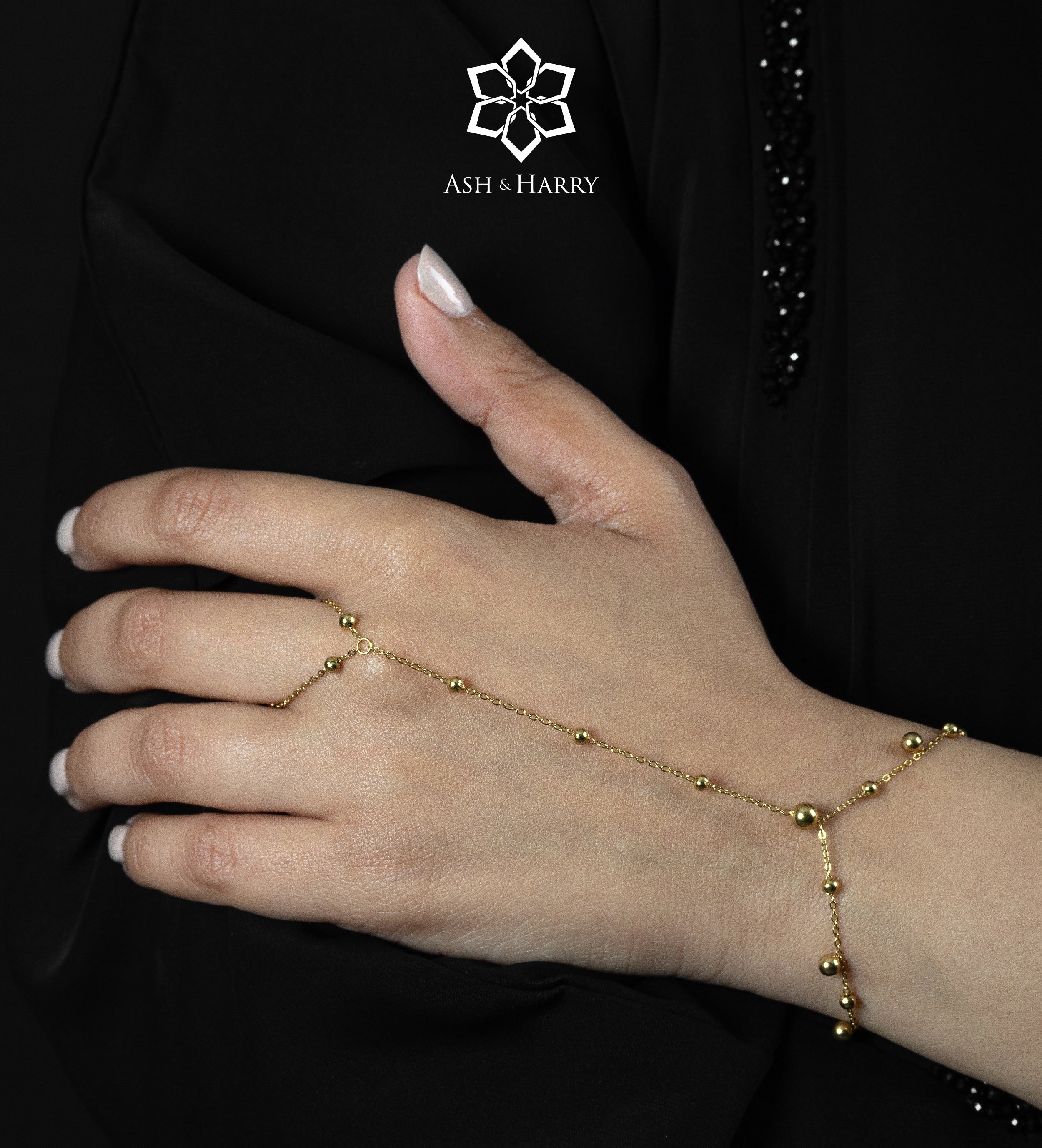 Dotted Bead Hand Chain in Gold - Ash & Harry